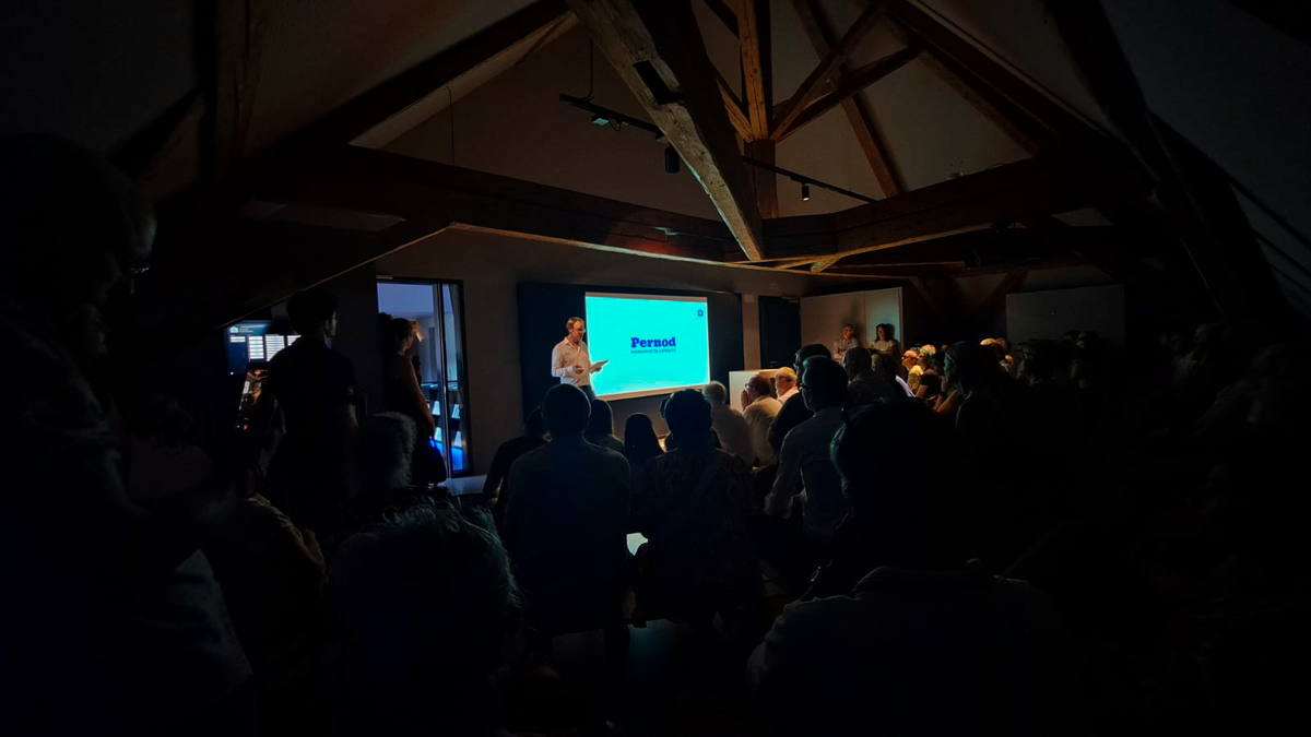 A conference at Maison de l'Absinthe